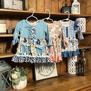 Girls dresses size 3XS (6-12months)